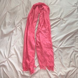 pink scarf